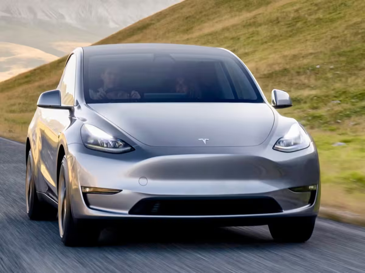 34個のテスラ モデルYの事実
